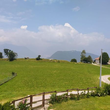 Panoramic Green Valley Sulzano Kültér fotó